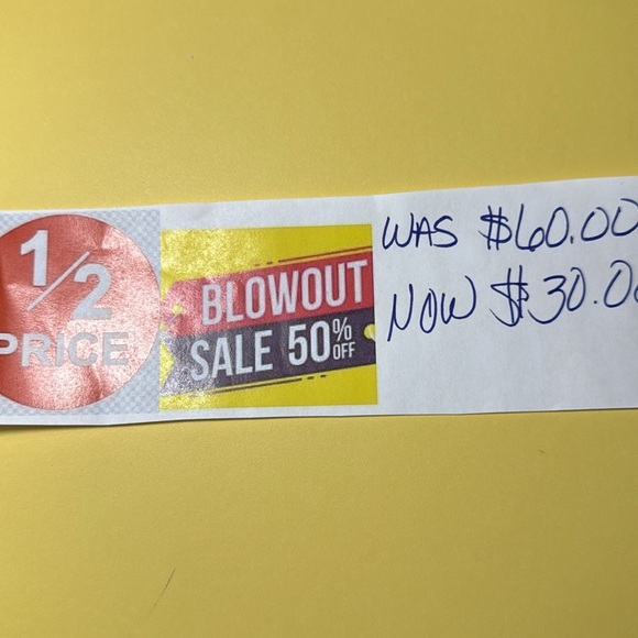 Trillion Raspberry Color Rhodolite - Picture 2 of 15